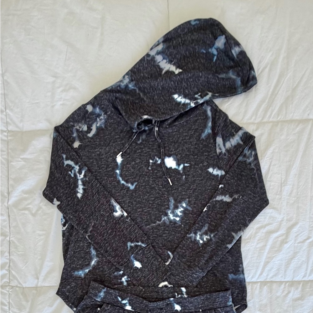 Nicole Miller Women’s Blue & Black Hooded Pajama Set – Abstract Galaxy Style